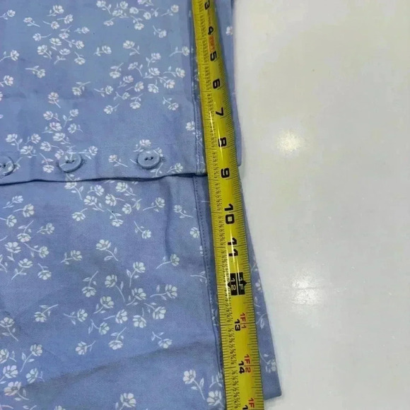 Forever 21 mini skirt periwinkle blue with white flowers button up sz L - Picture 5 of 8